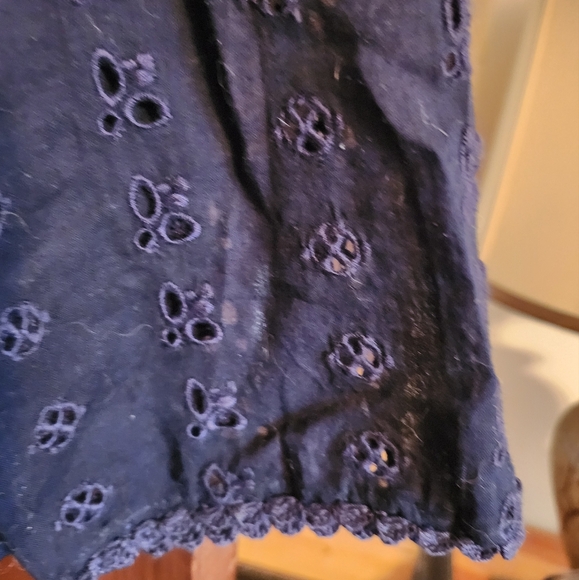 Doen Eyelet Blouse/Top in Navy Blue - Picture 7 of 12